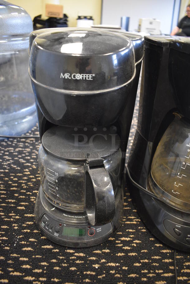 5 Various Coffee Machines w/ 4 Coffee Pots. Includes 6.5x9.5x13. 5 Times Your Bid! (room 204)  - Image 5 of 5