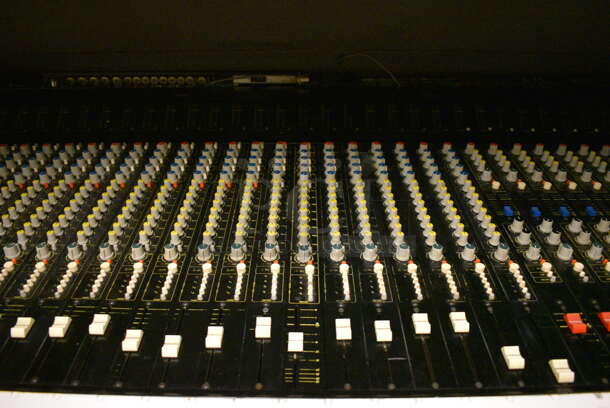 J Series 2 Sound Mixer in Case. 68x10x44. (south basement 024) - Image 4 of 11