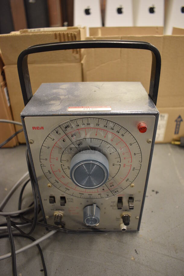2 RCA Model WR-50B RF Signal Generator. 6x5x10. 2 Times Your Bid! (south basement 019) - Image 3 of 4