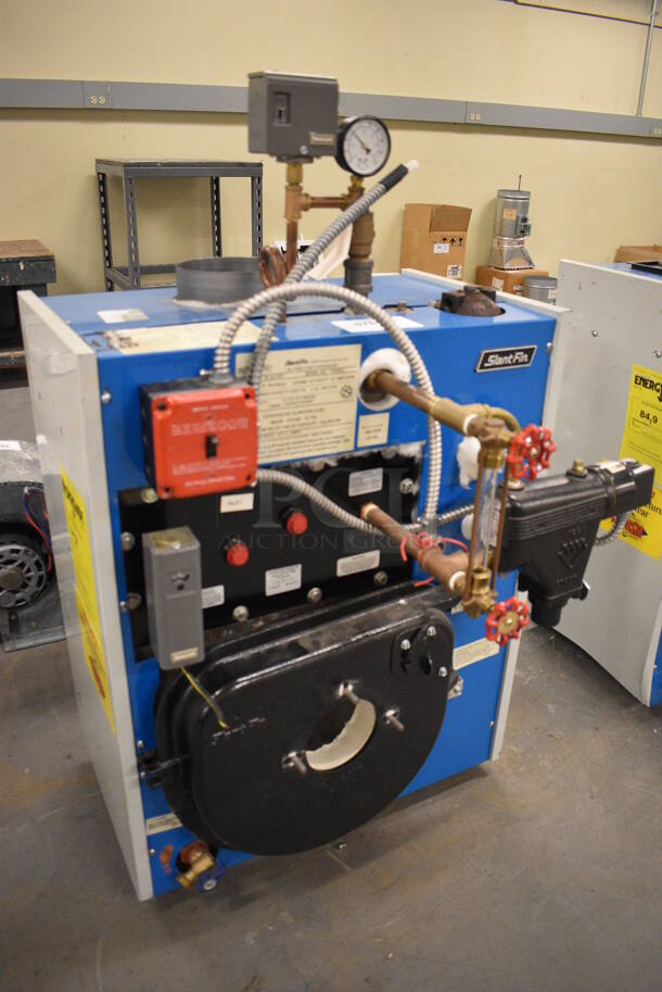 Slant Fin Model TR-30 PZT Metal Oil Fired Cast Iron Boiler. 134,000 BTU. 25x27x42. (north basement 004) - Image 6 of 7