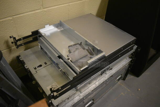 ALL ONE MONEY! Lot of Various Metal Electronic Items and Metal Pieces! (south basement 024) - Image 4 of 6