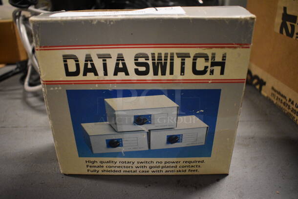IN ORIGINAL BOX! Data Transfer Switch. 6x4.5x2. (south basement 012) - Image 3 of 5