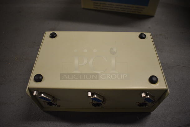 IN ORIGINAL BOX! Data Transfer Switch. 6x4.5x2. (south basement 012) - Image 4 of 5