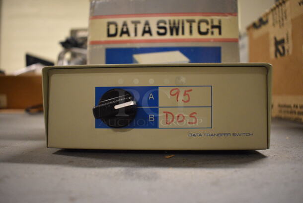 IN ORIGINAL BOX! Data Transfer Switch. 6x4.5x2. (south basement 012) - Image 5 of 5