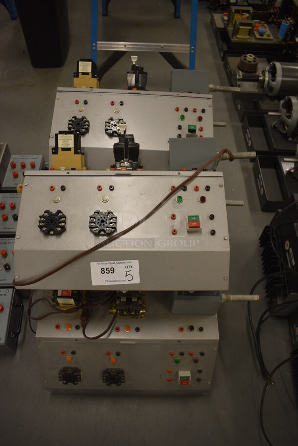 5 Allen Bradley Metal Electronic Units. 22x10.5x13.5. 5 Times Your Bid! (south basement 019) - Image 1 of 6