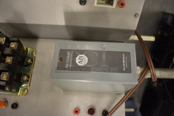 5 Allen Bradley Metal Electronic Units. 22x10.5x13.5. 5 Times Your Bid! (south basement 019) - Image 5 of 6