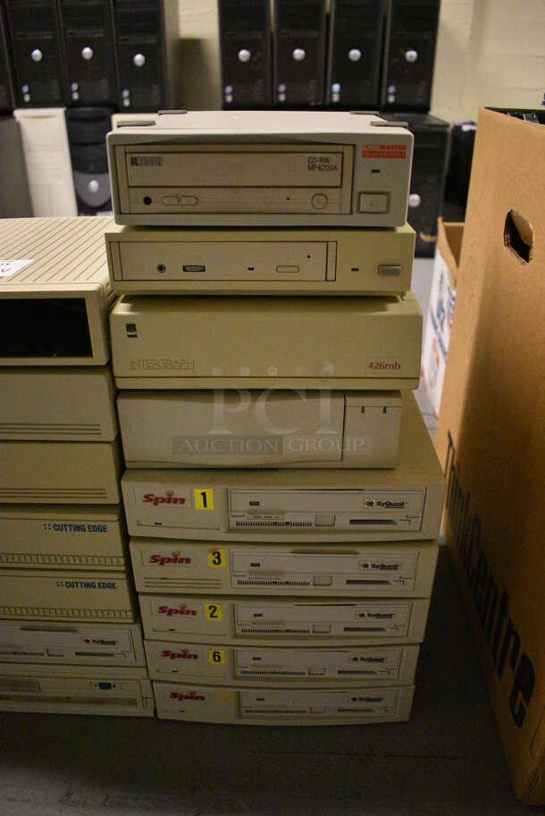 16 Various Cd Burner Units Including Cutting Edge, DataStor and Spin. Includes 10x10.5x2.5, 16 Times Your Bid! (south basement 012) - Image 2 of 7