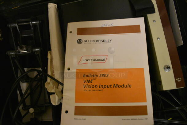 Ikegami PM9-5 Monitor in Case. 24.5x21.5x11.5. (south basement 024) - Image 4 of 5