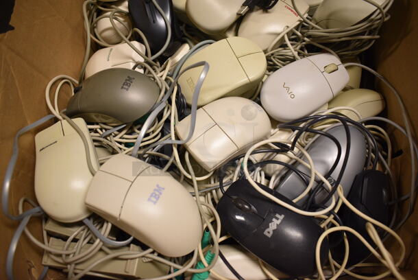 ALL ONE MONEY! Lot of Various Computer Mice! (south basement 012) - Image 2 of 4