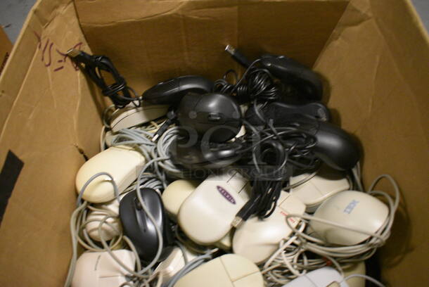 ALL ONE MONEY! Lot of Various Computer Mice! (south basement 012) - Image 3 of 4