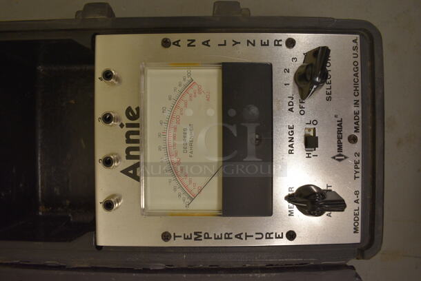 Annie A-B Temperature Analyzer in Hard Case. 11x6x4.5. (north basement 004) - Image 2 of 5