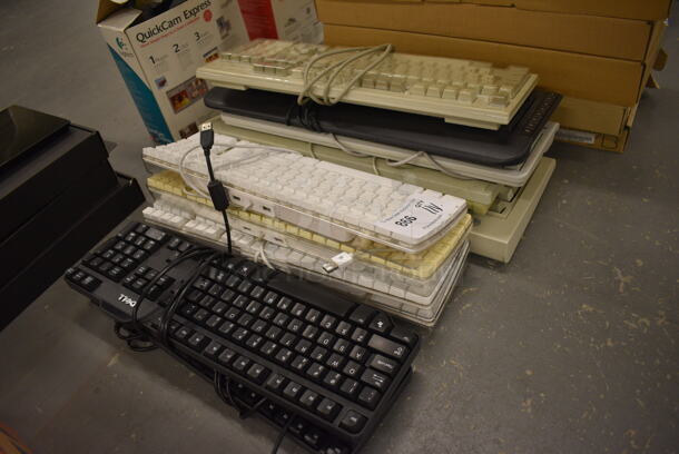 ALL ONE MONEY! Lot of 11 Various Keyboards! Includes 18x6.5x1. (south basement 019) - Image 2 of 4
