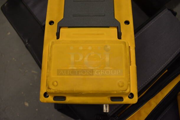 2 Flue Model DSP-100 LAN Cablemeter in Bag. 12x10x3.5. 2 Times Your Bid! (south basement 019) - Image 6 of 7