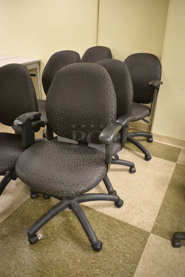 6 Black Patterned Office Chairs on Casters. 23x21x39. 6 Times Your Bid! (north basement 004b) - Image 3 of 4