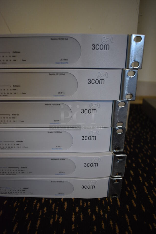 6 3Com Baseline 10/100 HUB. 19x6.5x1.5. 6 Times Your Bid! (room 204) - Image 2 of 6