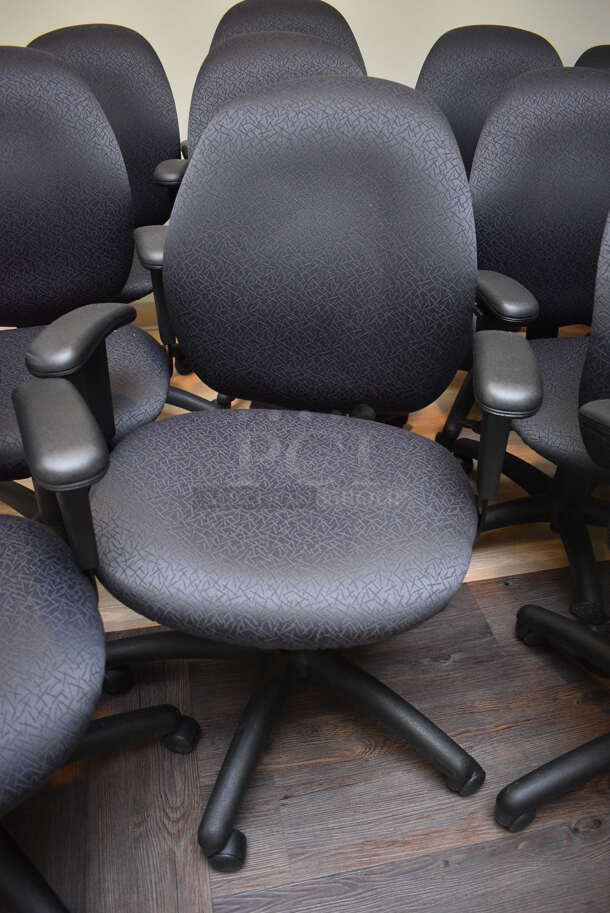 15 Office Chairs w/ Arm Rests on Casters. Includes 24x23x41. 15 Times Your Bid! (corridor outside 205) - Image 3 of 5
