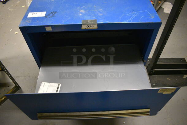 Blue Metal 2 Drawer Filing Cabinet. 30x22x33. (south basement 018) - Image 4 of 5