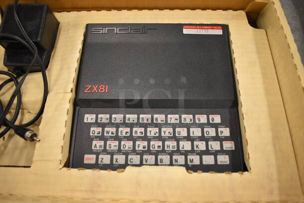 Sinclair ZX8I Home Computer. 6.5x7.5x1.5. (south basement 019) - Image 2 of 4