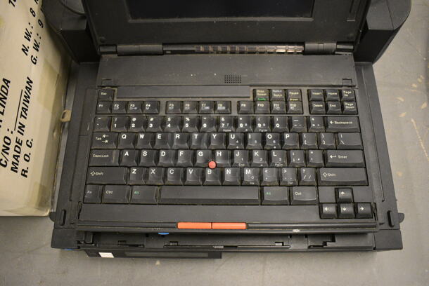 IBM 9.5" Laptop. (south basement 019) - Image 2 of 5