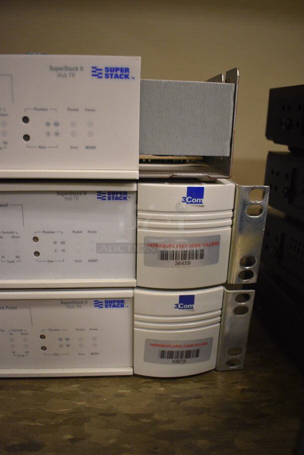 3 3Com Super Stack Hub TR. 19x12x3. 3 Times Your Bid! (room 105) - Image 2 of 4