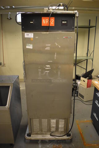 Carter Hoffmann Stainless Steel Commercial Warming Holding Cabinet on Commercial Casters. 31x38x78. (north basement 004e)