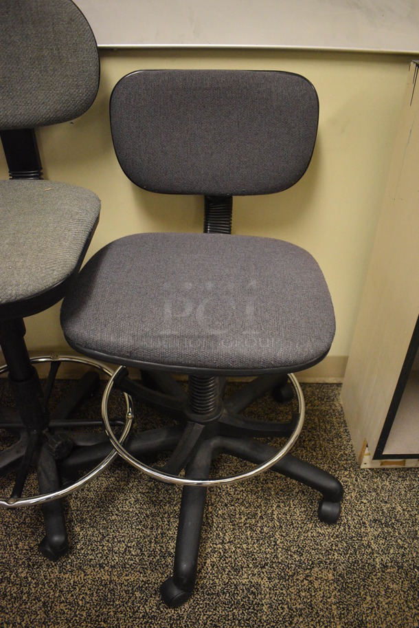 3 Various Office Chairs. Includes 22x23x38. 3 Times Your Bid! (room 211) - Image 2 of 4