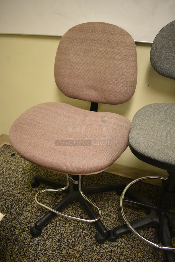 3 Various Office Chairs. Includes 22x23x38. 3 Times Your Bid! (room 211) - Image 4 of 4