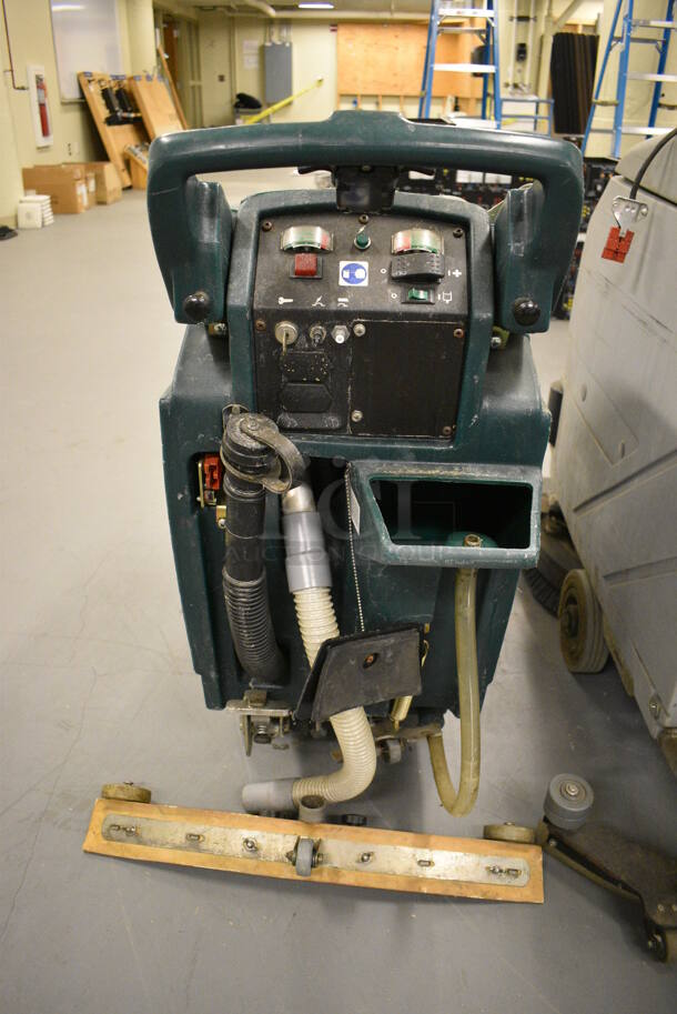 Nobles Floor Cleaner. 27x39x39. (south basement 019) - Image 4 of 8