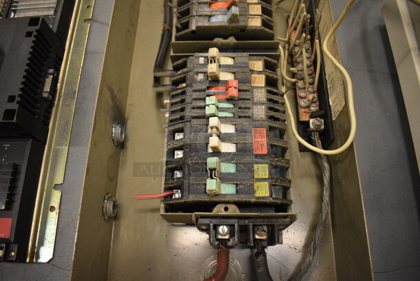 Metal Breaker Box. 9.5x23x4. (south basement 019) - Image 3 of 4
