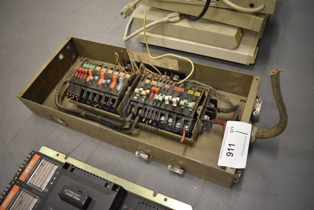 Metal Breaker Box. 9.5x23x4. (south basement 019) - Image 4 of 4