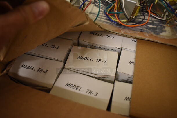 ALL ONE MONEY! Lot of Various Electronic Units! (south basement 019) - Image 3 of 4