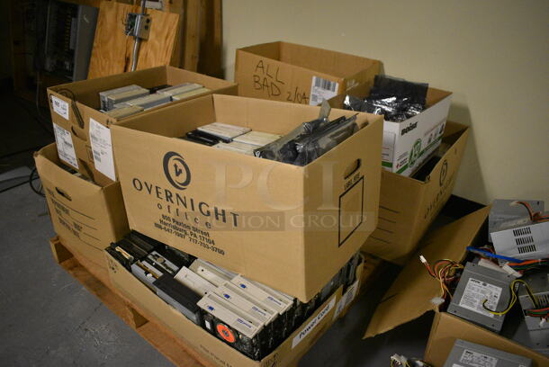 ALL ONE MONEY! PALLET LOT of Hard Drives! (south basement 012) - Image 8 of 8