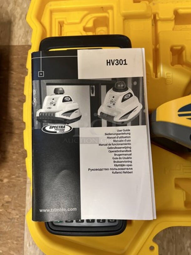 Trimble Spectra Surveying Set in Hard Case. 20x16x11. (room 122) - Image 8 of 9