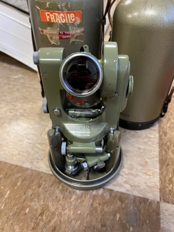 3 Green Metal Countertop Microscope in Case. 6x6x12. 3 Times Your Bid! (room 122) - Image 4 of 9