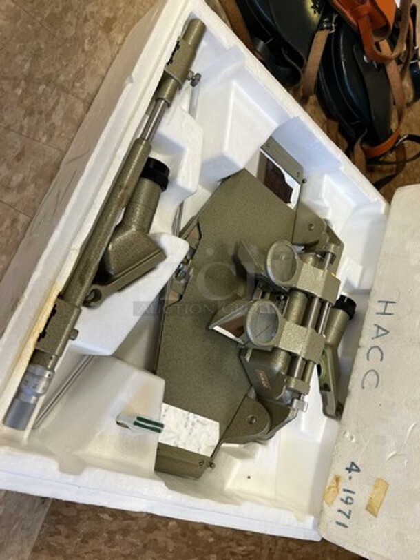 Wild ST-4 Mirror Stereoscope. 16x16x6. (room 122) - Image 6 of 8
