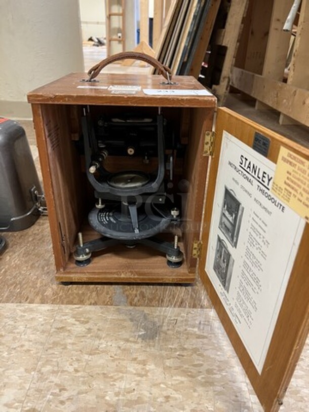 Stanley London Instructional Theodolite in Wooden Case. 10.5x11.5x14. (room 122) - Image 5 of 6