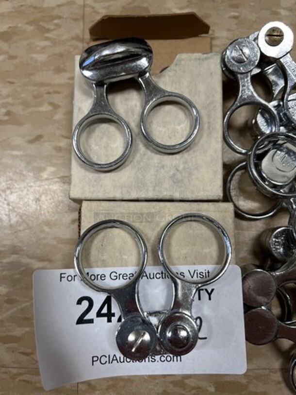 ALL ONE MONEY! Lot of Metal Pieces! 3x2.5x0.5. (room 122) - Image 3 of 4