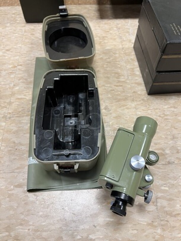 Wild Autoset Surveying Tool in Hard Case. 8x5x6. (room 122) - Image 3 of 6