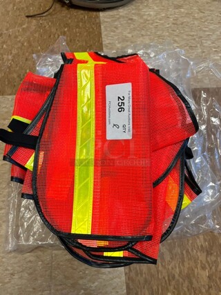 ALL ONE MONEY! Lot of Reflective Vests! (room 122)