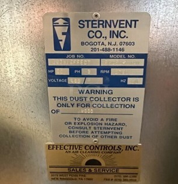 Sternvent Metal Industrial Floor Style Wood Shop Ventilation Dust Collector w/ Cincinnati Fan Model RBE-17 Air Handler. 460 Volts, 3 Phase. BUYER MUST REMOVE: Winning Bidder Will Have To Contact HACC To Make an Appointment To Remove This Item Between May 6th and May 13th. 41x136x112, 80x64x96. (room 128a) - Image 6 of 12