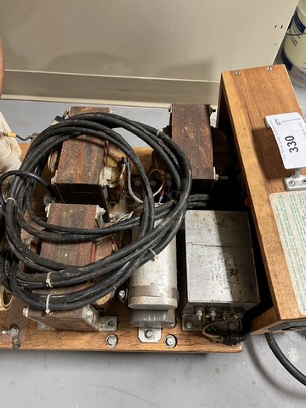 Tesla Coil w/ Tesla Coil Controller. 44x25x61. (room 130) - Image 6 of 6