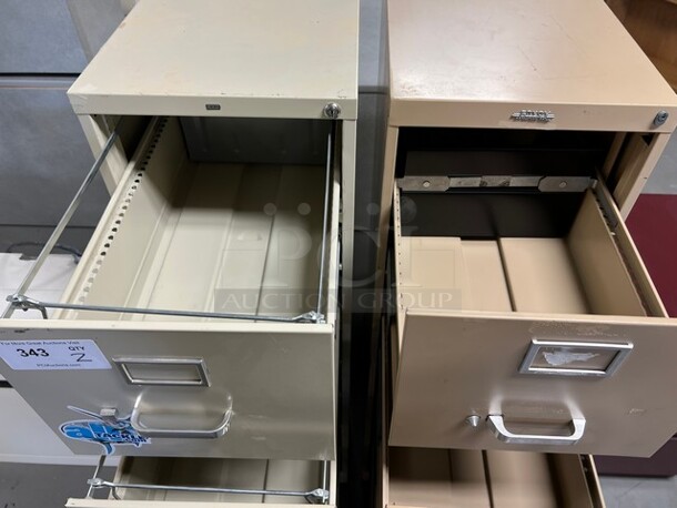 2 Metal 4 Drawer Filing Cabinets. 15x27x52, 15x26x52. 2 Times Your Bid! (room 130) - Image 5 of 5