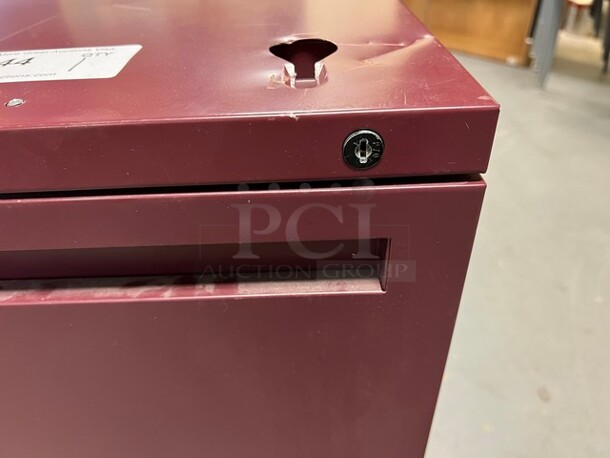 Maroon Metal 2 Drawer Filing Cabinet. 15x21.5x28. (room 130) - Image 4 of 4