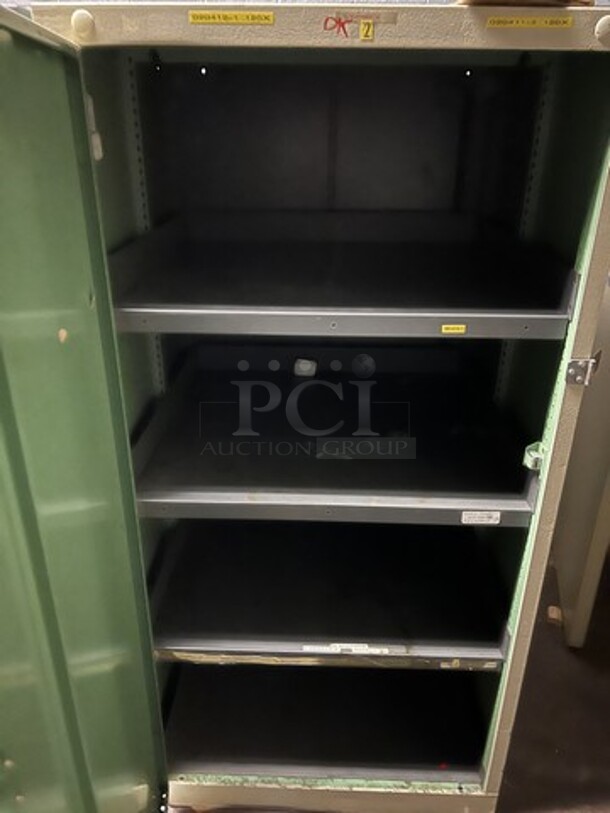 3 Metal Single Door Cabinets. 30x28x59. 3 Times Your Bid! (room 126) - Image 3 of 5