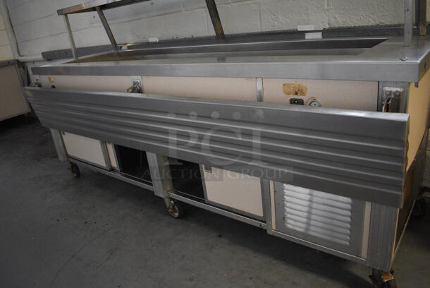 Servolift Eastern Model 502-4R Metal Commercial Portable Refrigerated Buffet Station w/ Sneeze Guard and Tray Slide on Commercial Casters. BUYER MUST REMOVE. 120/208 Volts, 1 Phase. 92x52.5x48.5. (Clearview Elementary - Lower Level) - Image 4 of 6