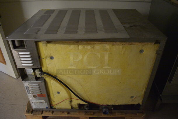 Groen Stainless Steel Commercial Steam Cabinet w/ Metal Racks. Goes GREAT w/ Lot 5! BUYER MUST REMOVE. 43x33x31. (Clearview Elementary - Upstairs Hallway) - Image 2 of 8