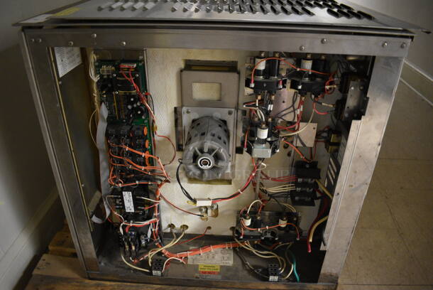 Groen Stainless Steel Commercial Steam Cabinet w/ Metal Racks. Goes GREAT w/ Lot 5! BUYER MUST REMOVE. 43x33x31. (Clearview Elementary - Upstairs Hallway) - Image 6 of 8