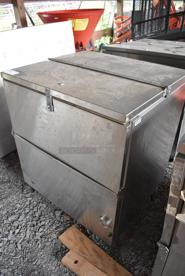 Stainless Steel Commercial Milk Cooler on Commercial Casters. BUYER MUST REMOVE. 115 Volts, 1 Phase. 34x31.5x36. (stadium) - Image 2 of 7