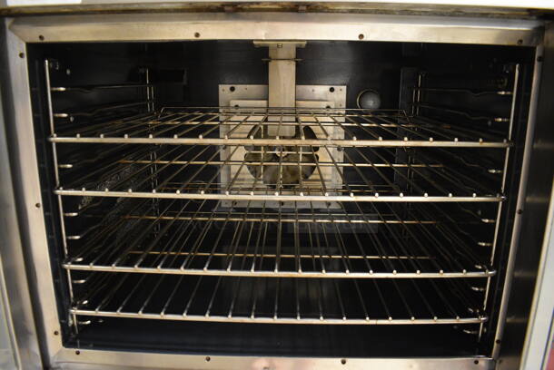 Vulcan Stainless Steel Commercial Gas Powered Full Size Convection Oven w/ View Through Doors, Metal Oven Racks and Thermostatic Controls. Goes GREAT w/ Lot 6! BUYER MUST REMOVE. 40.5x35x39. (Clearview Elementary - Upstairs Hallway) - Image 5 of 6