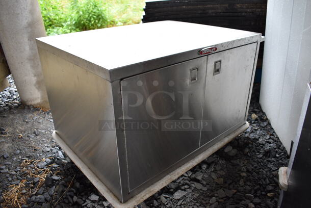 Servolift Eastern Model P5-10-2 Stainless Steel Commercial Warming Holding Cabinet on Commercial Casters. BUYER MUST REMOVE. 120 Volts, 1 Phase. 32x24x21. (stadium) - Image 1 of 8